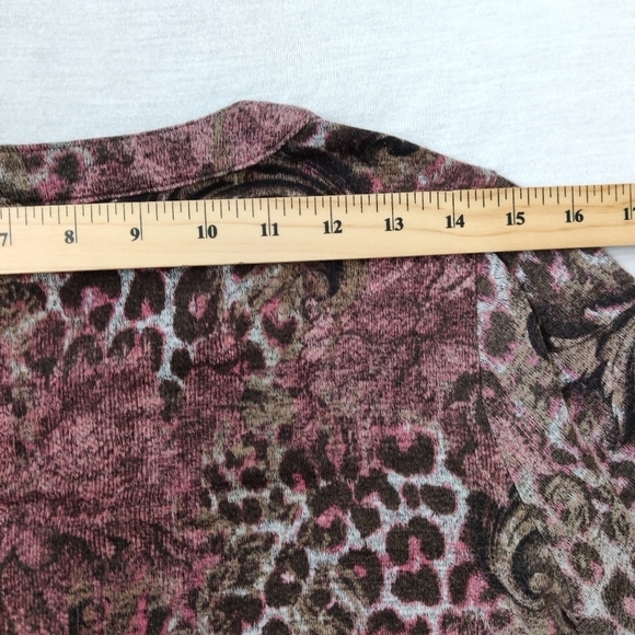 Northern Reflections Women's Leopard Blouse Size Large Pink Brown - Picture 3 of 11